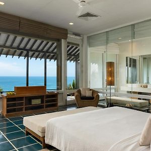 Suite Sea View at Centre Point Black Coral & Lellama restaurants